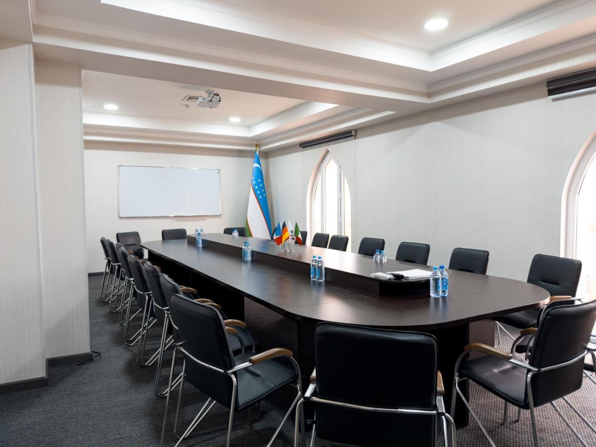 Reikartz Amirun Tashkent Hotel Bagian luar foto